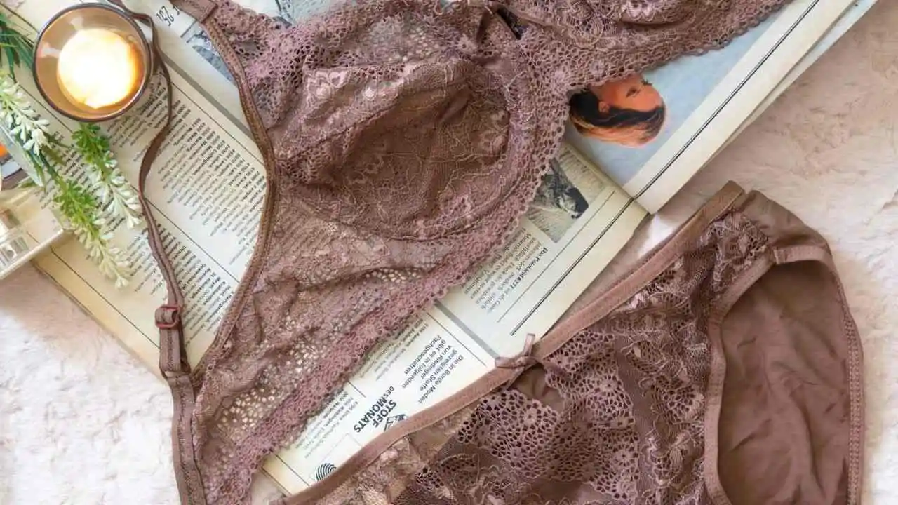 women-undergarments