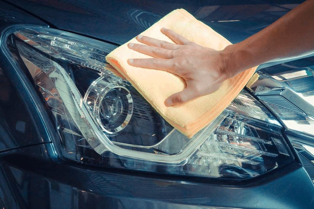 How to Clean Foggy Headlights