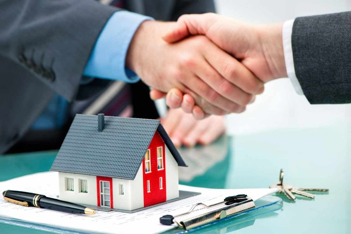 how to Buy a Foreclosed Home From a Bank