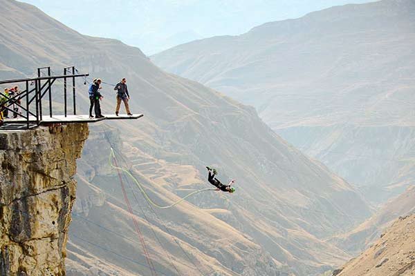 bungee jumping