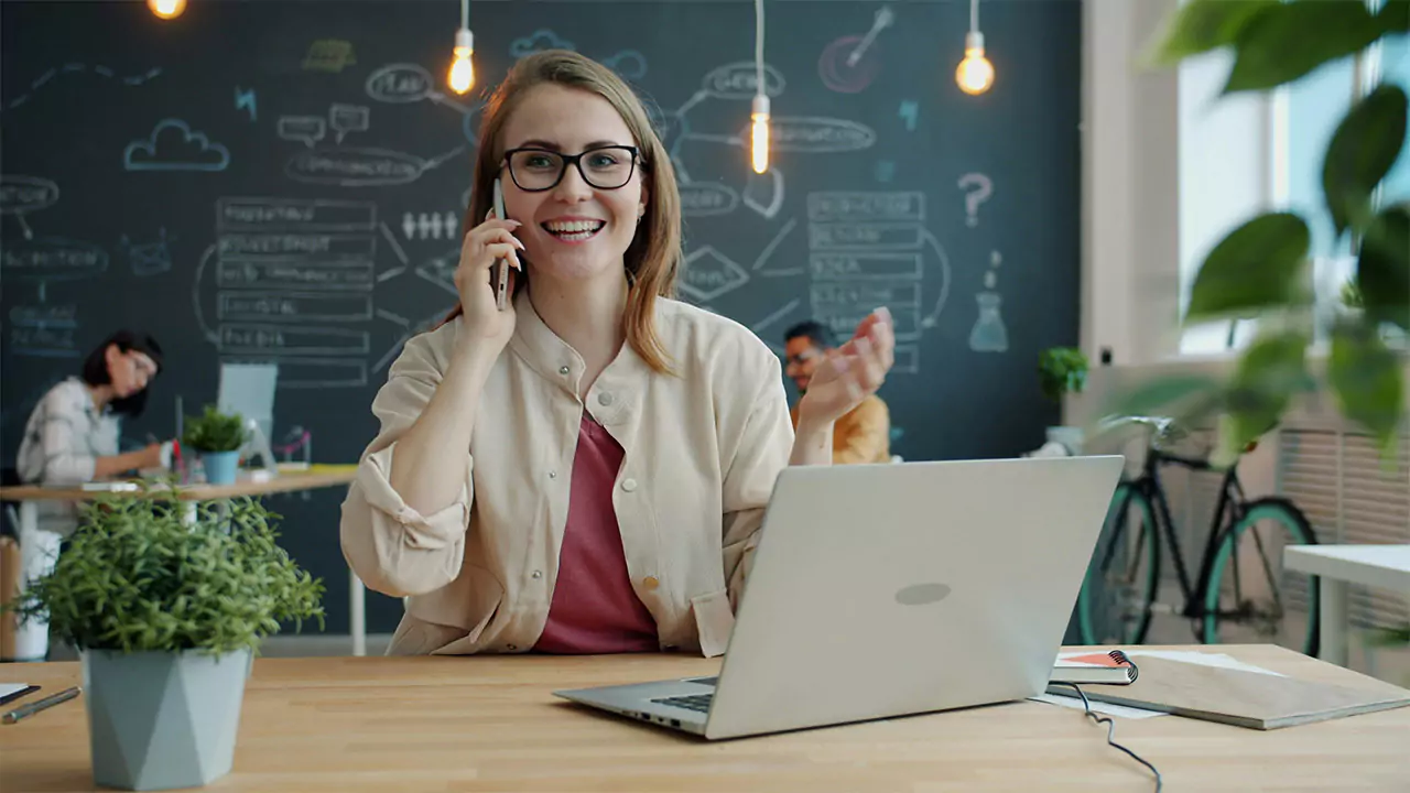 How Shifting to a Virtual Office can Help You Cut the Expenses