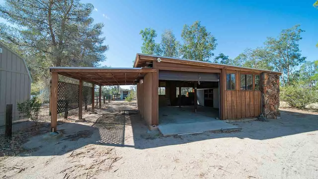carport