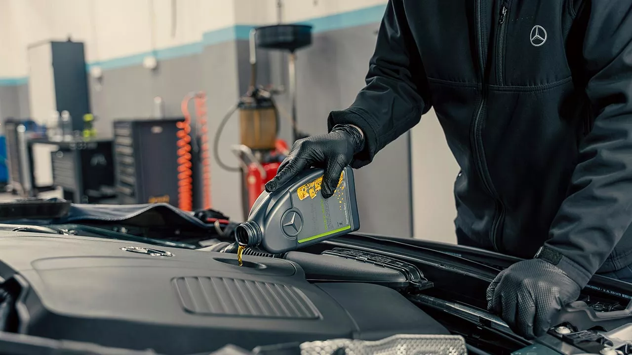 car check and change engine oil
